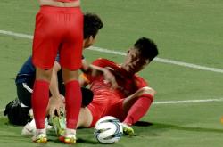 开云体育中国-包含重要比赛中逢敌手，球员闪耀全场赢得掌声的词条