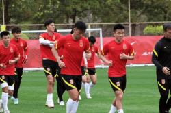 开云官网-中国队逆转泰国队，黄鸭组合状态火热的简单介绍