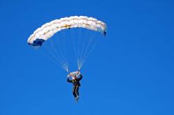 开云体育APP下载-紫金王朝再奏凯歌，詹姆斯传奇之夜刷新历史