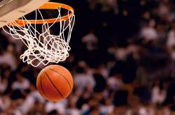 开云平台-赛道与绿茵场的双重奏，当F1新赛季揭幕战之夜遇见福登的统治级表演