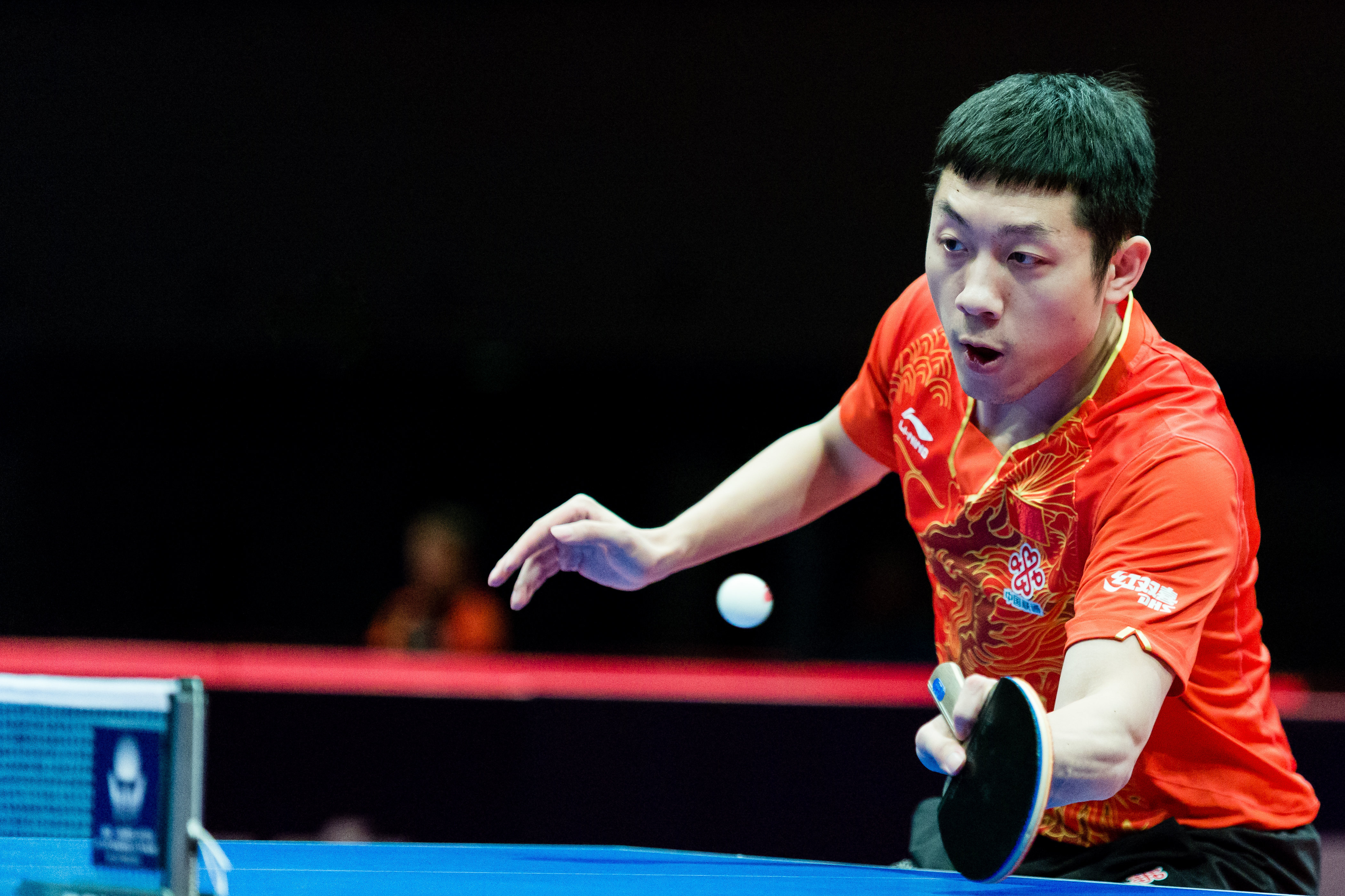 包含中国乒乓球队血洗瑞典乒乓球队，许昕高光表现的词条