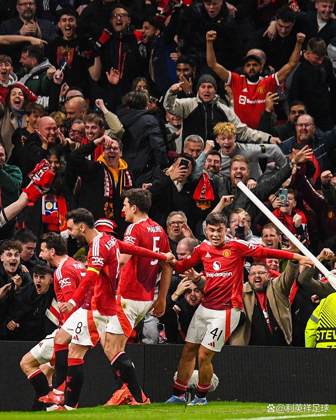 里昂横扫巴黎,科曼送出助攻的简单介绍 里昂横扫巴黎,科曼送出助攻的简单介绍