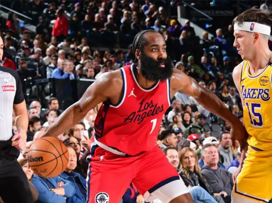 NBA球队连续取胜,稳定占据领先位置 NBA球队连续取胜,稳定占据领先位置