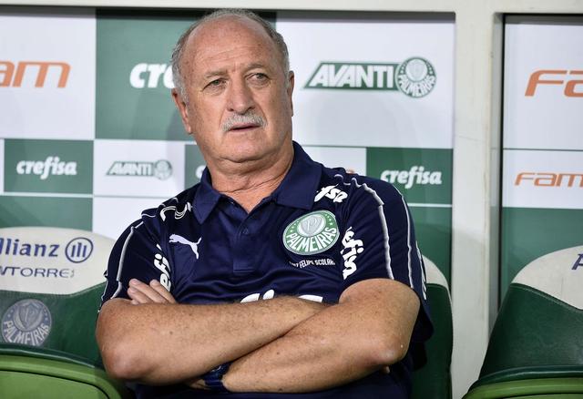 关于汉堡主场失利,保级形势难言乐观的信息 关于汉堡主场失利,保级形势难言乐观的信息