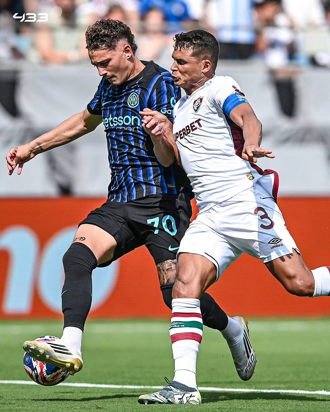 国米前锋状态火爆,意大利媒体纷纷赞誉其表现的简单介绍 国米前锋状态火爆,意大利媒体纷纷赞誉其表现的简单介绍