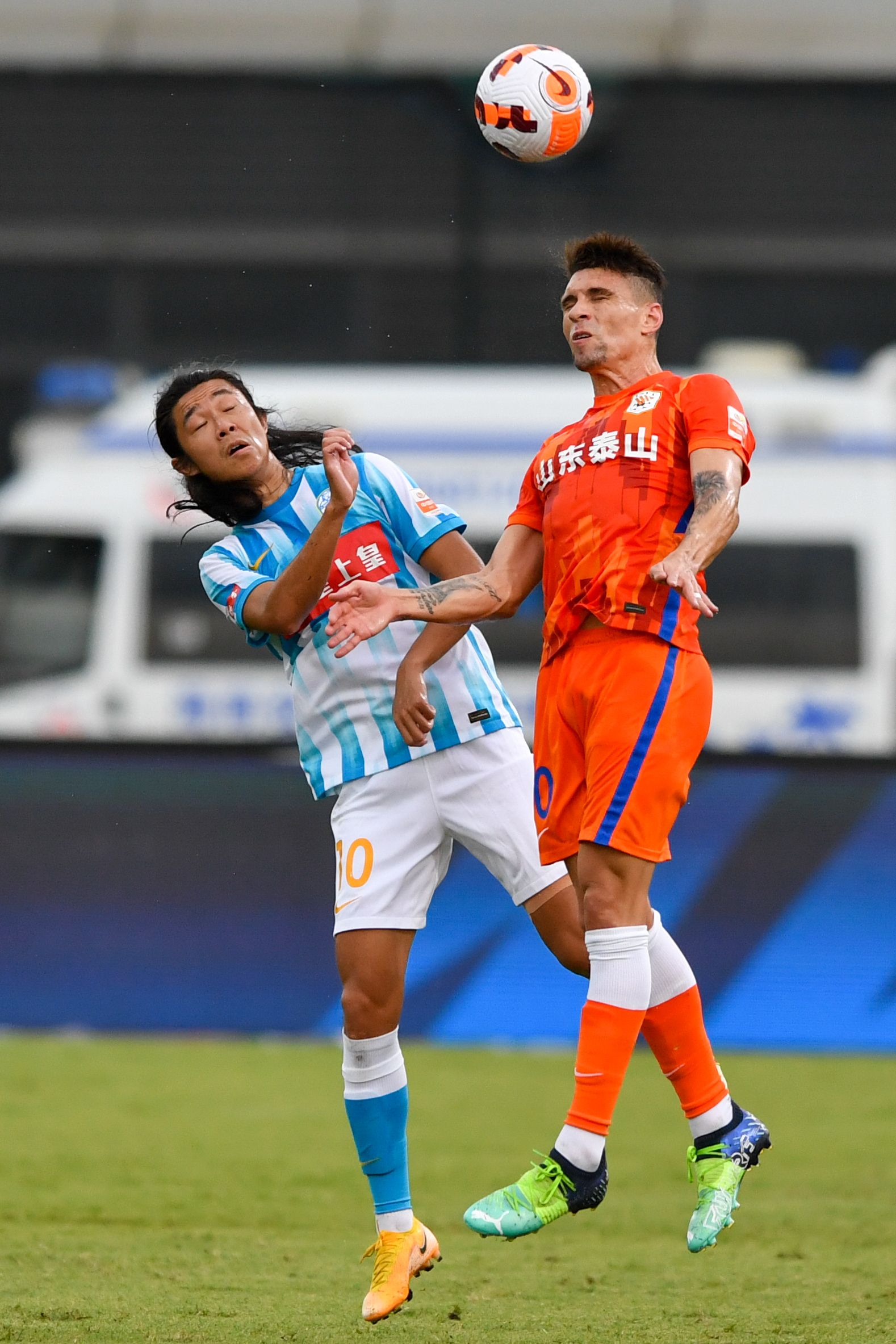 包含佛山胜青岛,国内球员发挥突出的词条