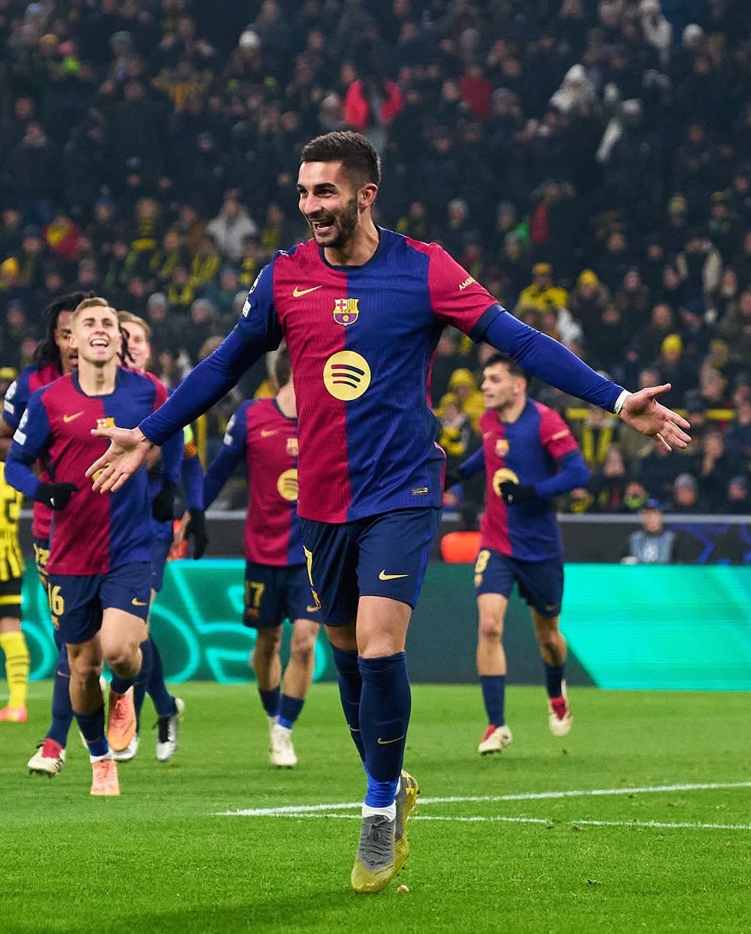 关于比利时爆冷马德里竞技，费兰·托雷斯三分雨点燃全场的信息