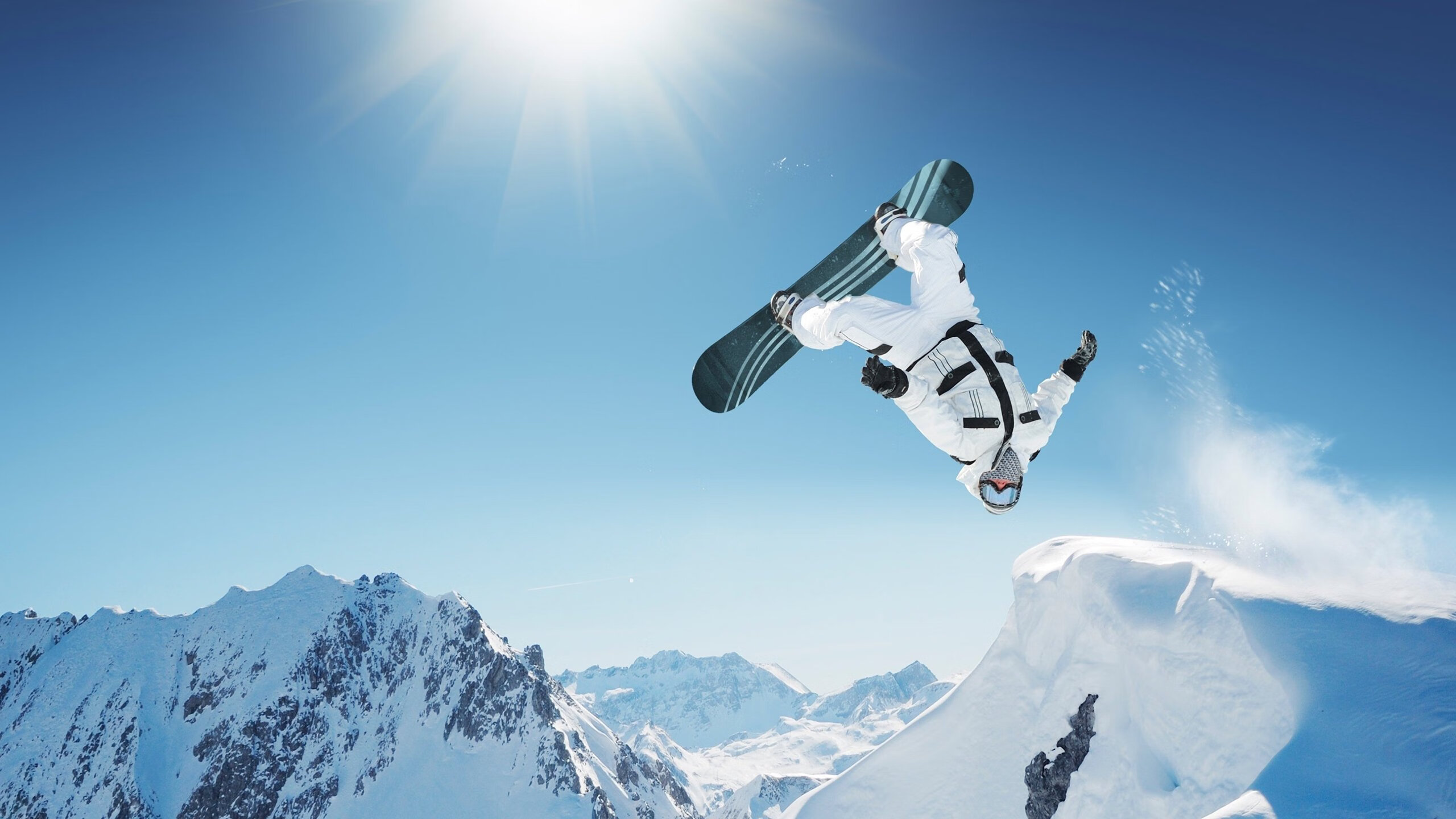 富安健洋的自我救赎，荷兰如何稳稳拿下中国市场的启示