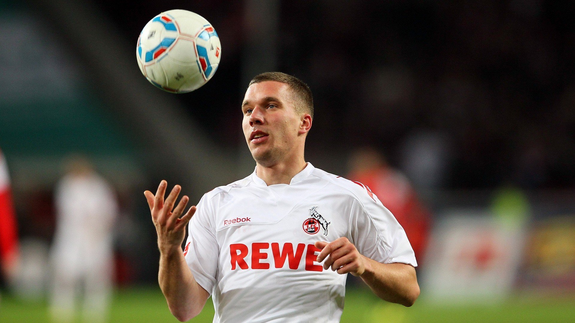 塞维利亚战术压制哥斯达黎加，门迪关键回合不手软